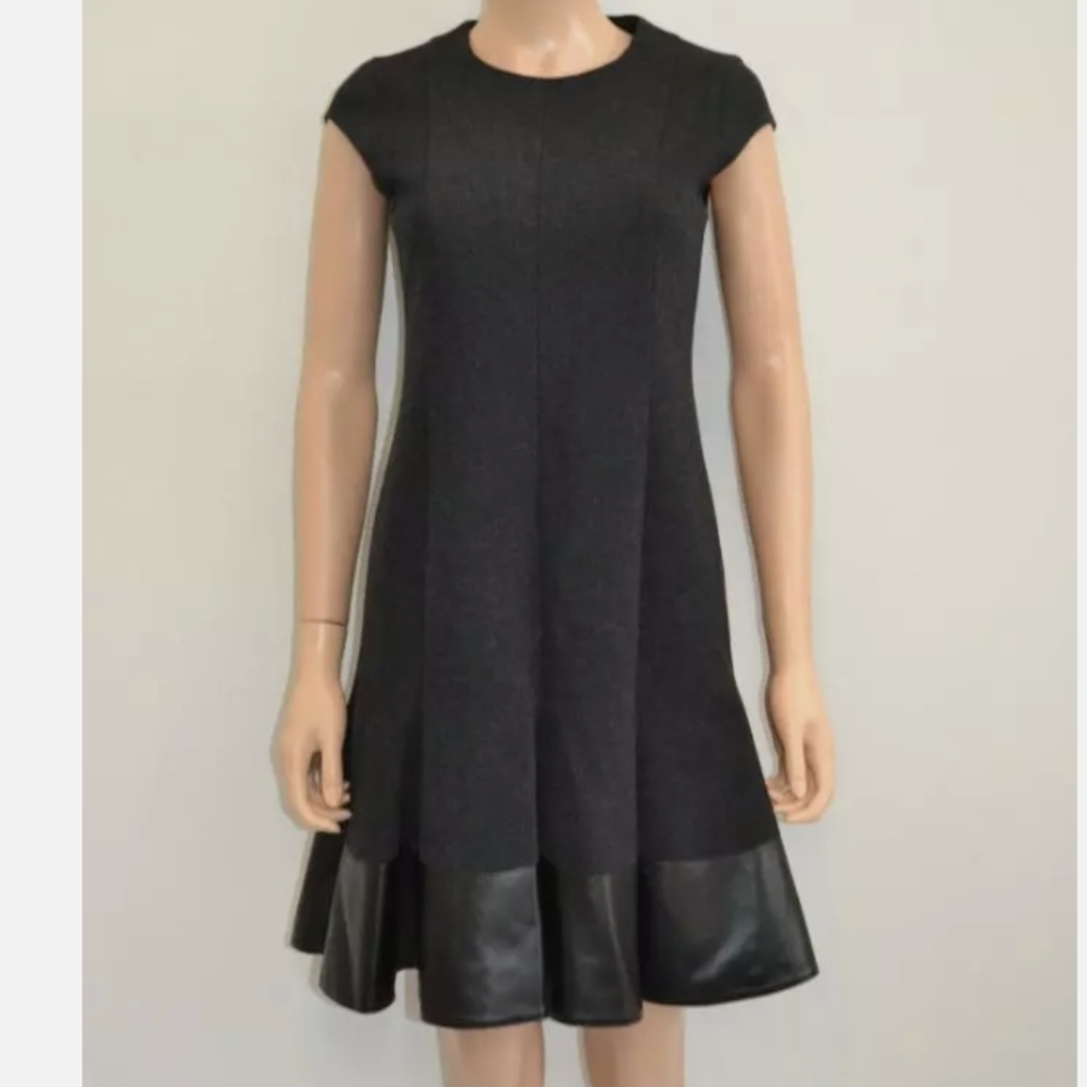 Akris Punto Heathered Elegant Black Dress with Leather Accents